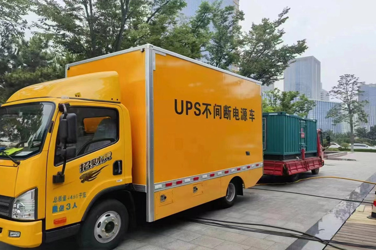 青湖路街道发电机租赁施工现场