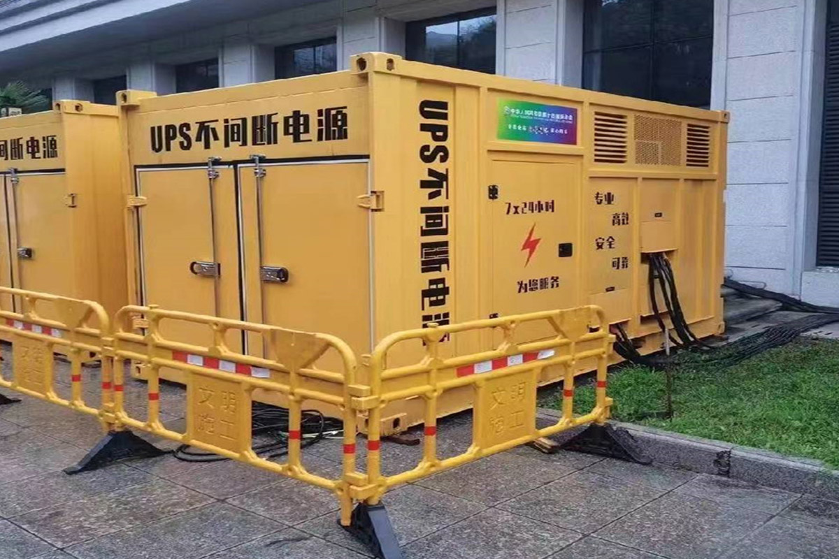 青湖路街道发电机租赁施工现场